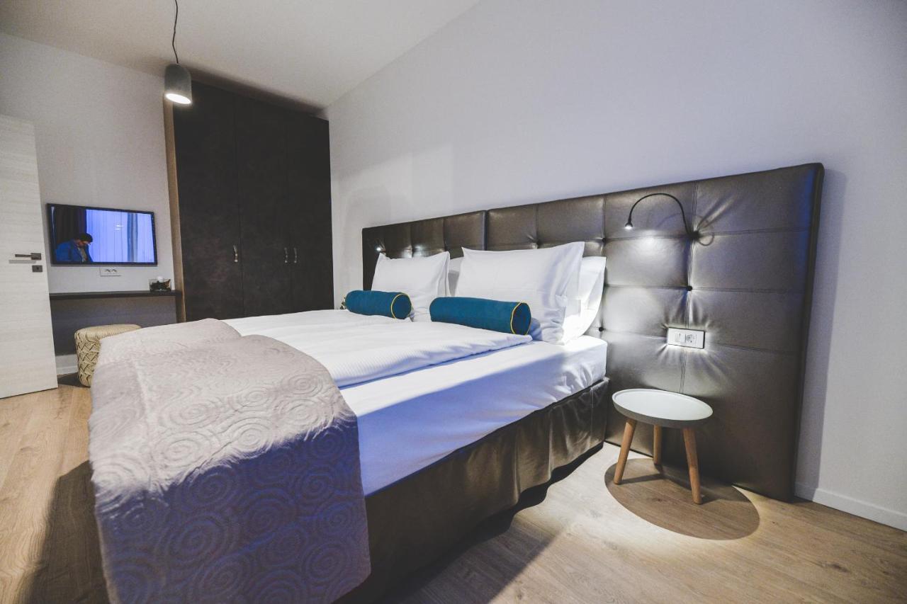 Luxury Apartment Antonia In The City Centre Rijeka Exterior photo